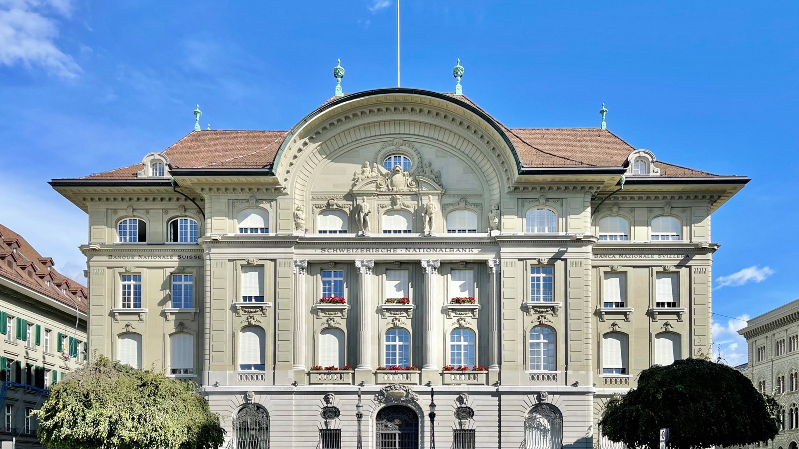 La sede della Banca nazionale svizzera a Berna, in una foto d’archivio del 2024. Dettaglio della facciata.