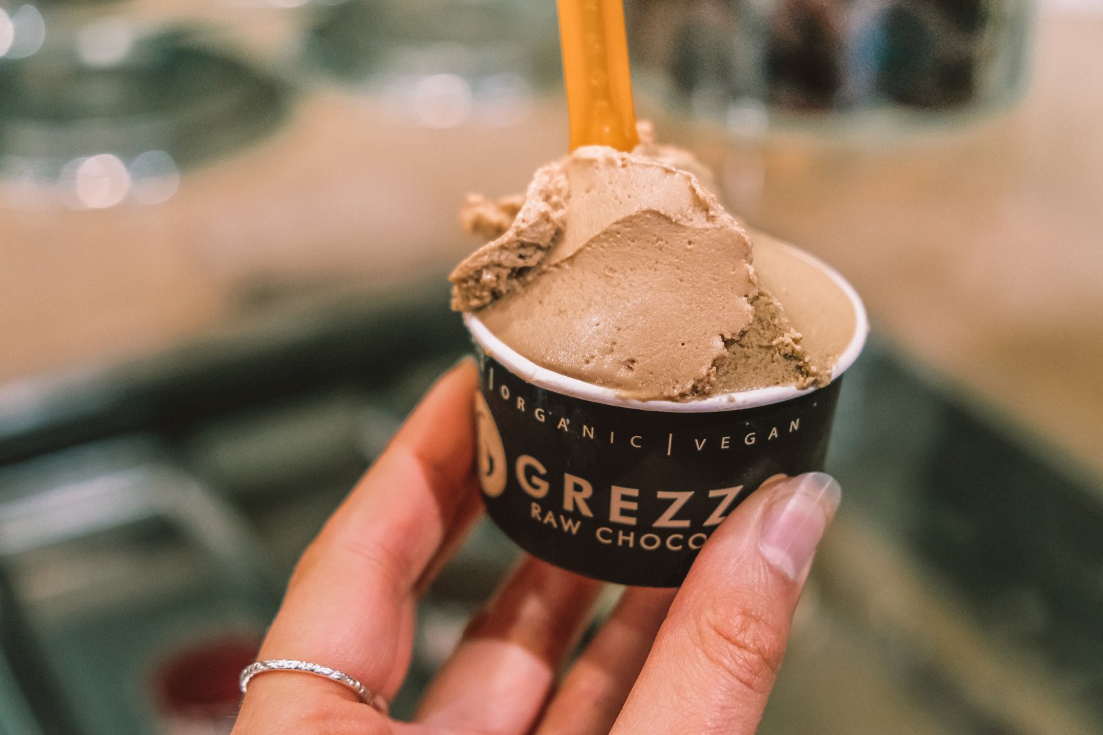 Vaschette di gelato artigianale (foto d'archivio). La produzione elvetica ha registrato volumi record.
