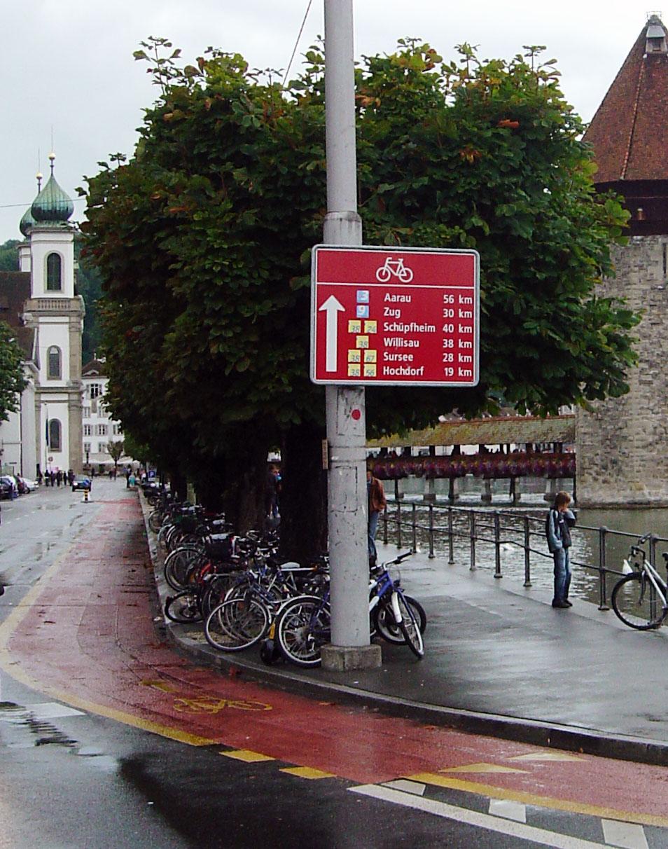 Pista ciclabile urbana a Lucerna (foto illustrativa)
