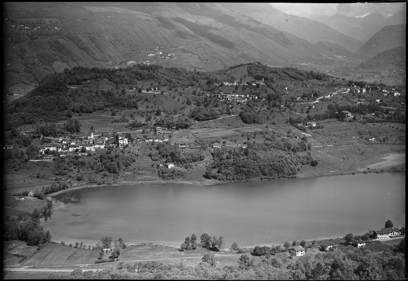Vista aerea d’archivio di Muzzano (1950)