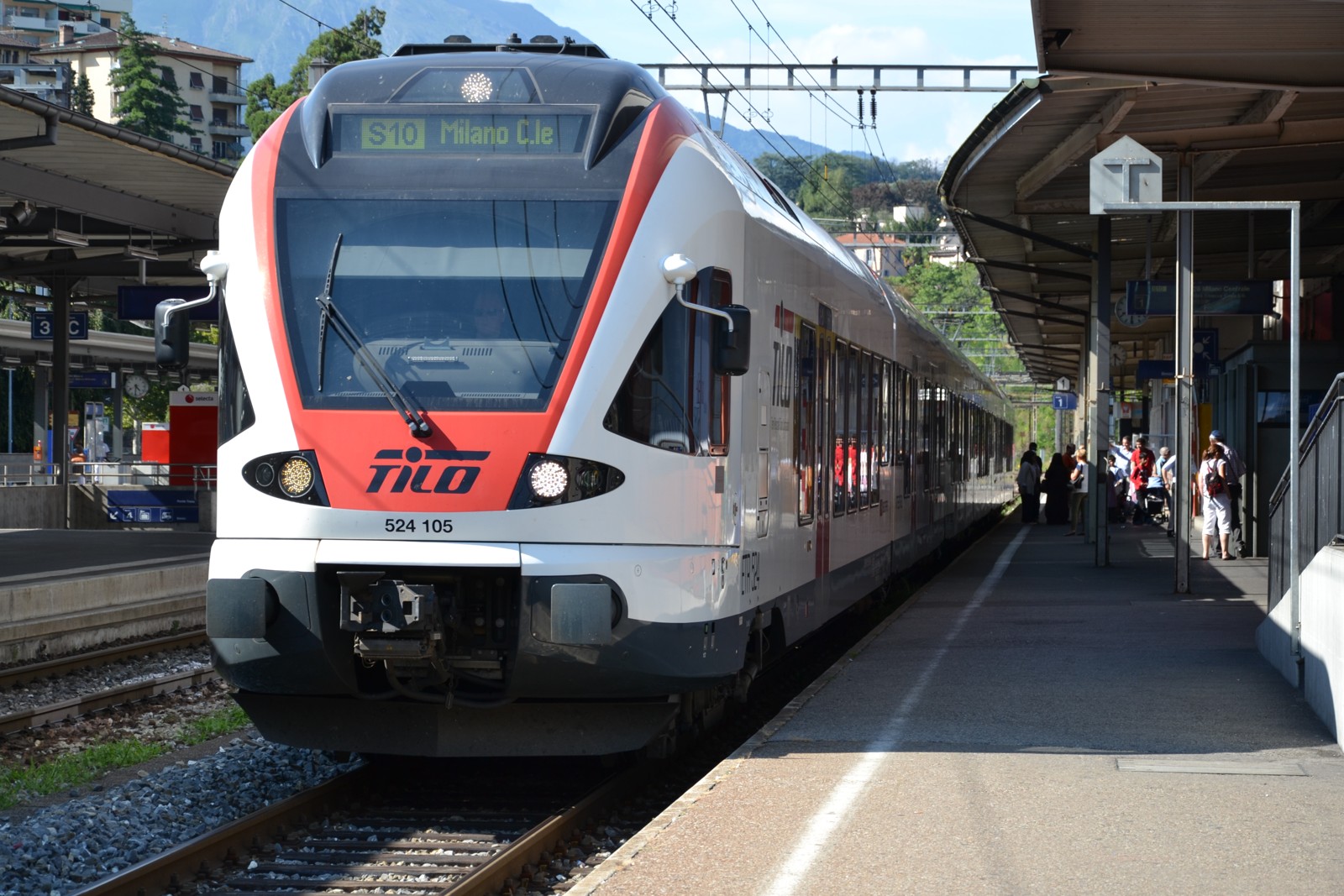 Un treno TILO alla stazione di Lugano. Foto d’archivio del 15 agosto 2013, ridimensionata. Licenza: https://creativecommons.org/licenses/by-sa/2.0/.
