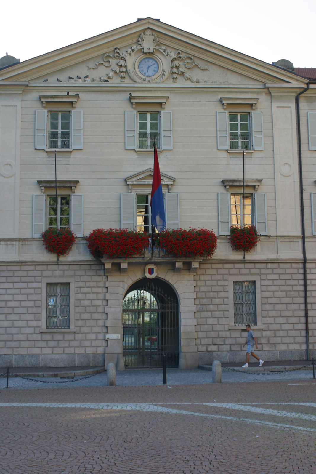 L'ingresso di Palazzo delle Orsoline a Bellinzona, sede del Gran Consiglio ticinese (foto d'archivio)