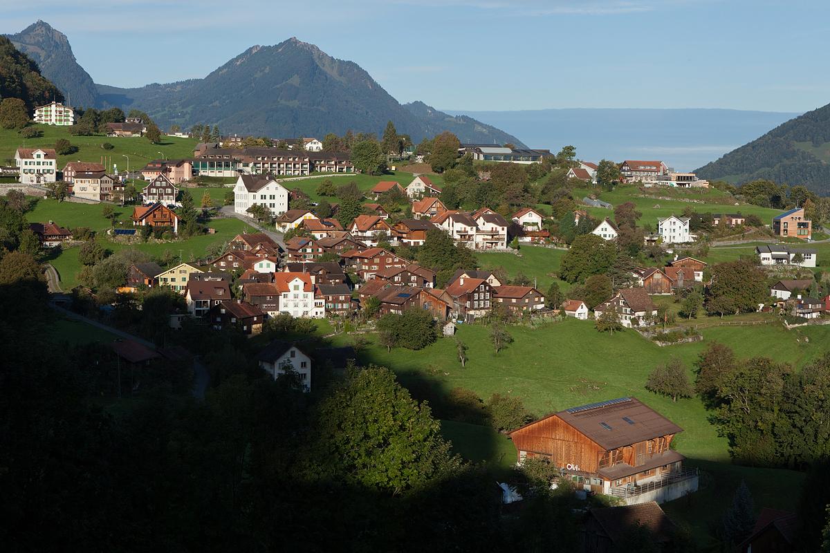 Panoramica di Filzbach, nel Canton Glarona, luogo nei cui pressi si è verificato l'incidente (foto d'archivio)