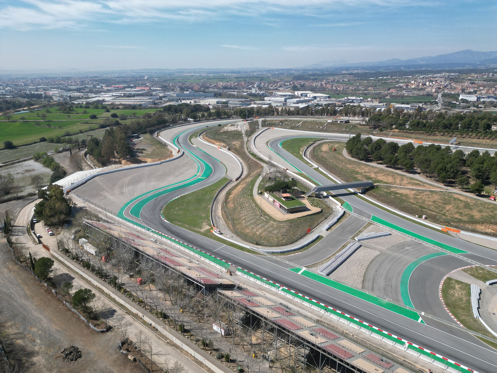 Il circuito di Barcellona-Catalogna in una foto d’archivio del 2023, usata a scopo illustrativo. Non ritrae le gare del servizio. Immagine ridimensionata; licenza CC BY-SA 4.0: https://creativecommons.org/licenses/by-sa/4.0/.