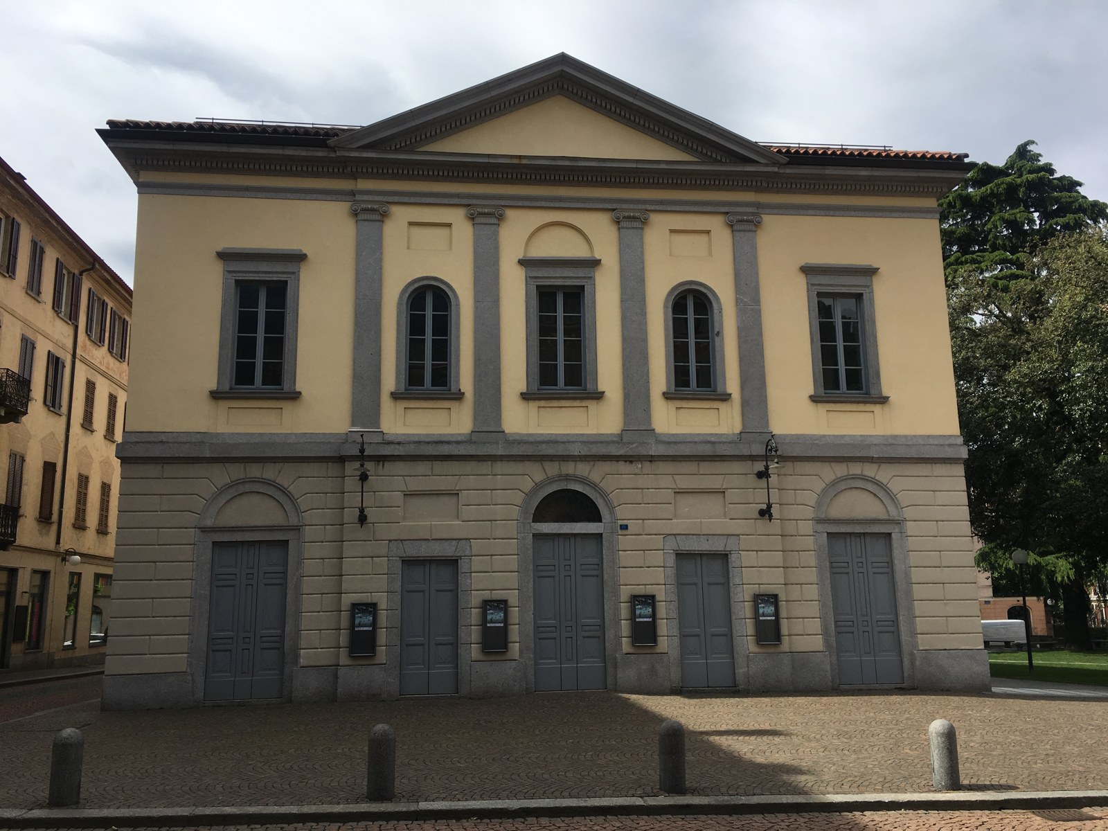 Il Teatro Sociale di Bellinzona, sede dello spettacolo e della tavola rotonda sulla demenza senile (foto d'archivio)