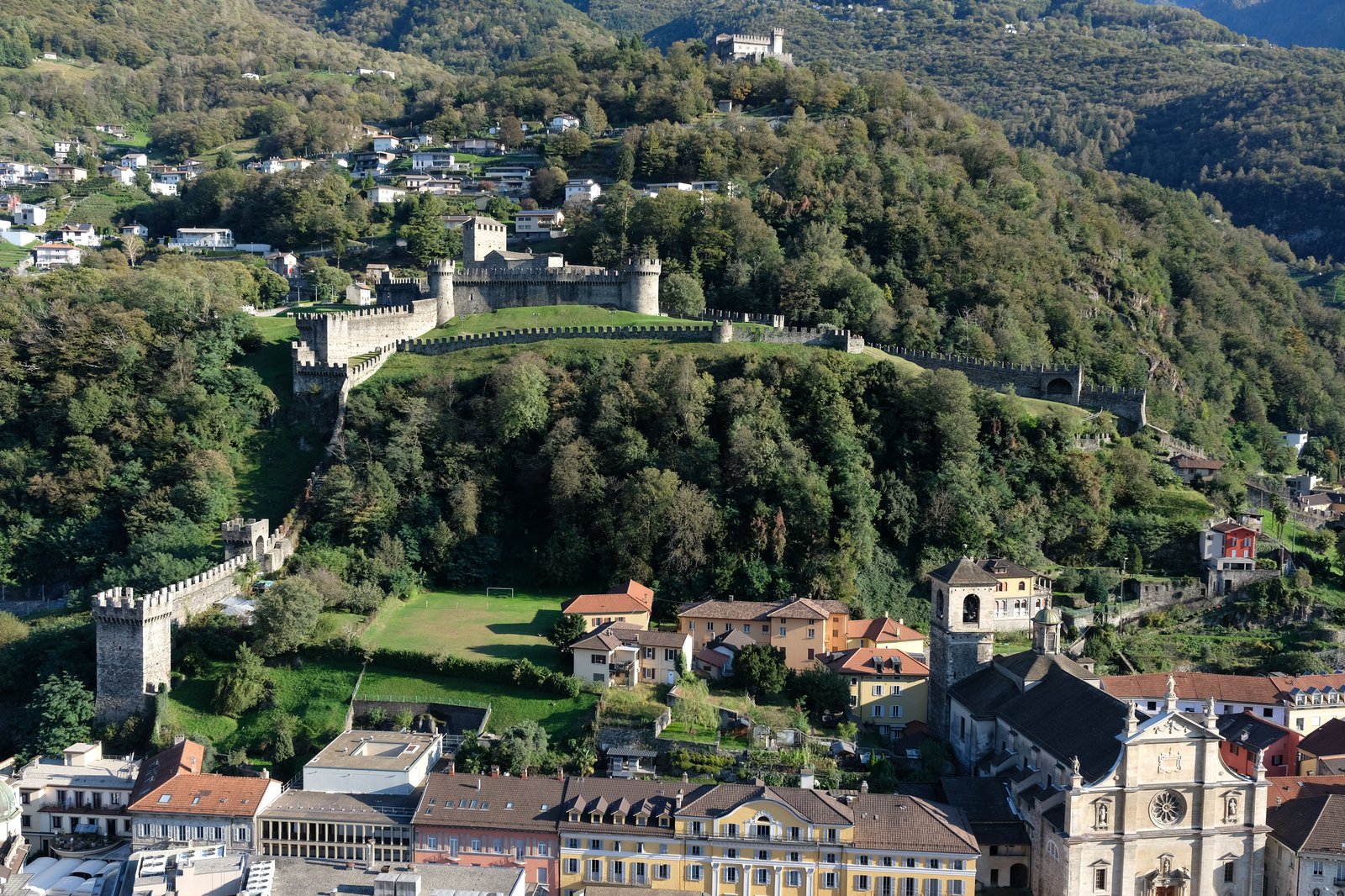 Scorcio di Bellinzona, capoluogo cantonale in cui ha sede il Municipio (foto d'archivio)
