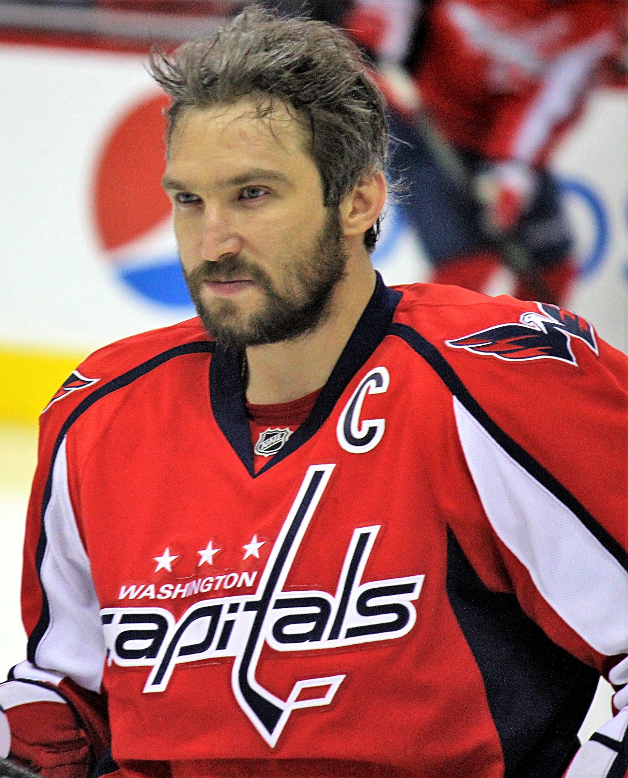 Alexander Ovechkin prima di una partita con i Washington Capitals.