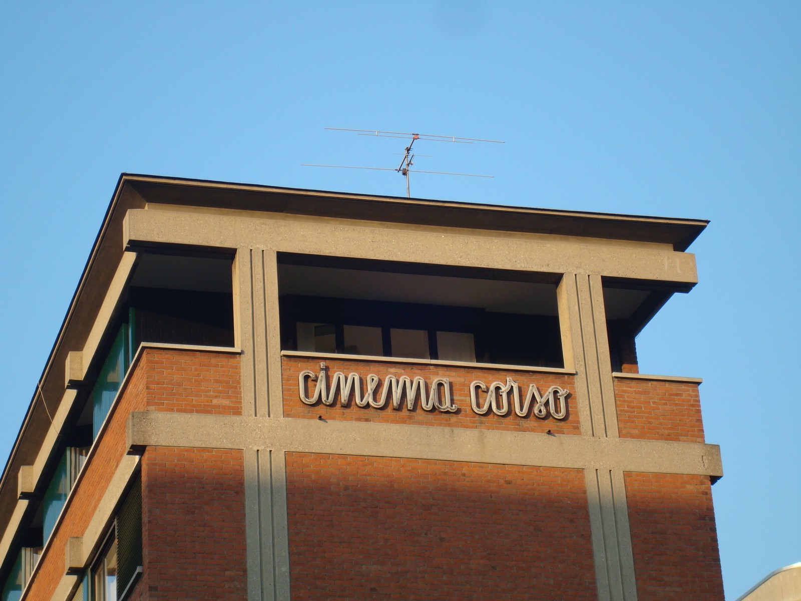 Il Cinema Corso di Lugano in una foto d’archivio del 2012. Foto ridimensionata, senza ritocchi; licenza CC BY-SA 3.0: https://creativecommons.org/licenses/by-sa/3.0/