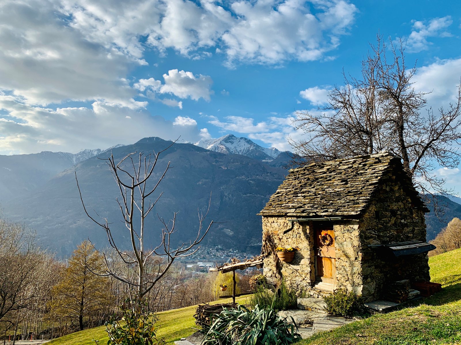 Vista panoramica sulla valle di Bellinzona (foto d’archivio).