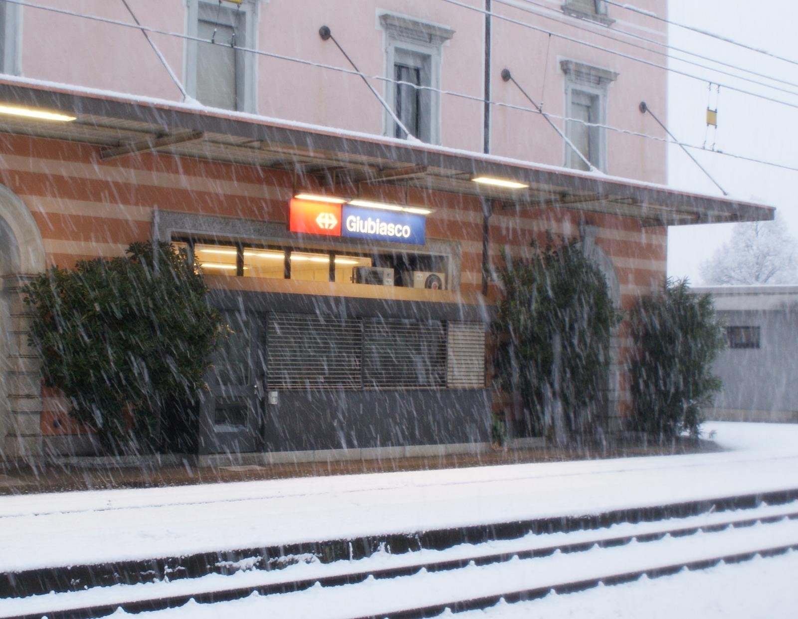 Stazione ferroviaria di Giubiasco (foto d'archivio).