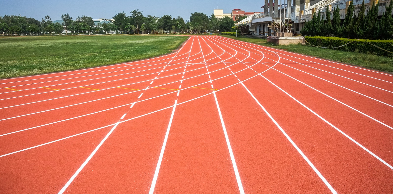 Pista di atletica del Dalin Sports Park, a Taiwan: foto di repertorio del 2017, usata come illustrazione del podismo. Licenza CC BY-SA 4.0: https://creativecommons.org/licenses/by-sa/4.0/