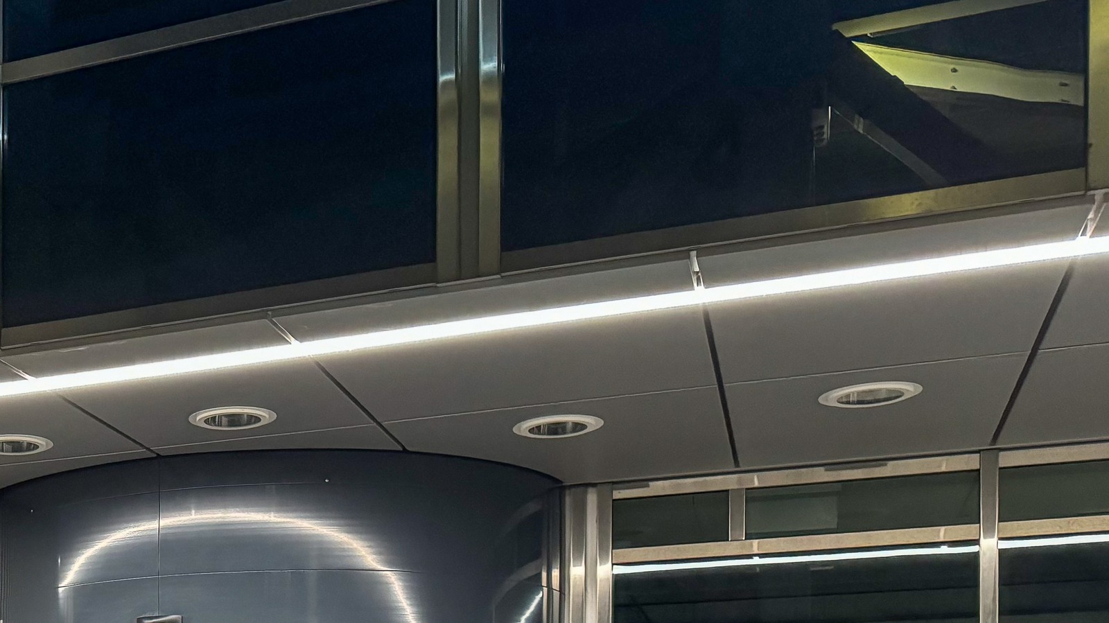 Particolare della facciata della sede FINMA a Berna. Foto di repertorio del 2024, ritagliata.