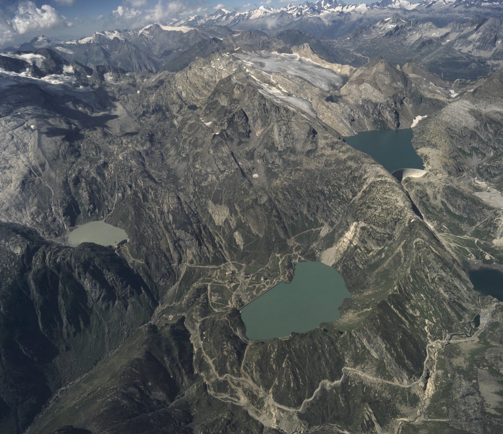 Panoramica storica dell'impianto idroelettrico e dei bacini di Robiei in Val Bavona.
