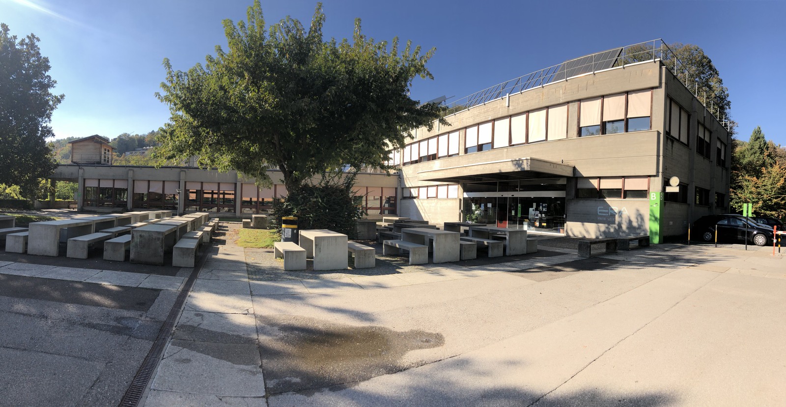 Il campus di Trevano, blocco B dell’allora Dipartimento ambiente costruzioni design della SUPSI. Foto d’archivio (2018), illustrativa del campus.