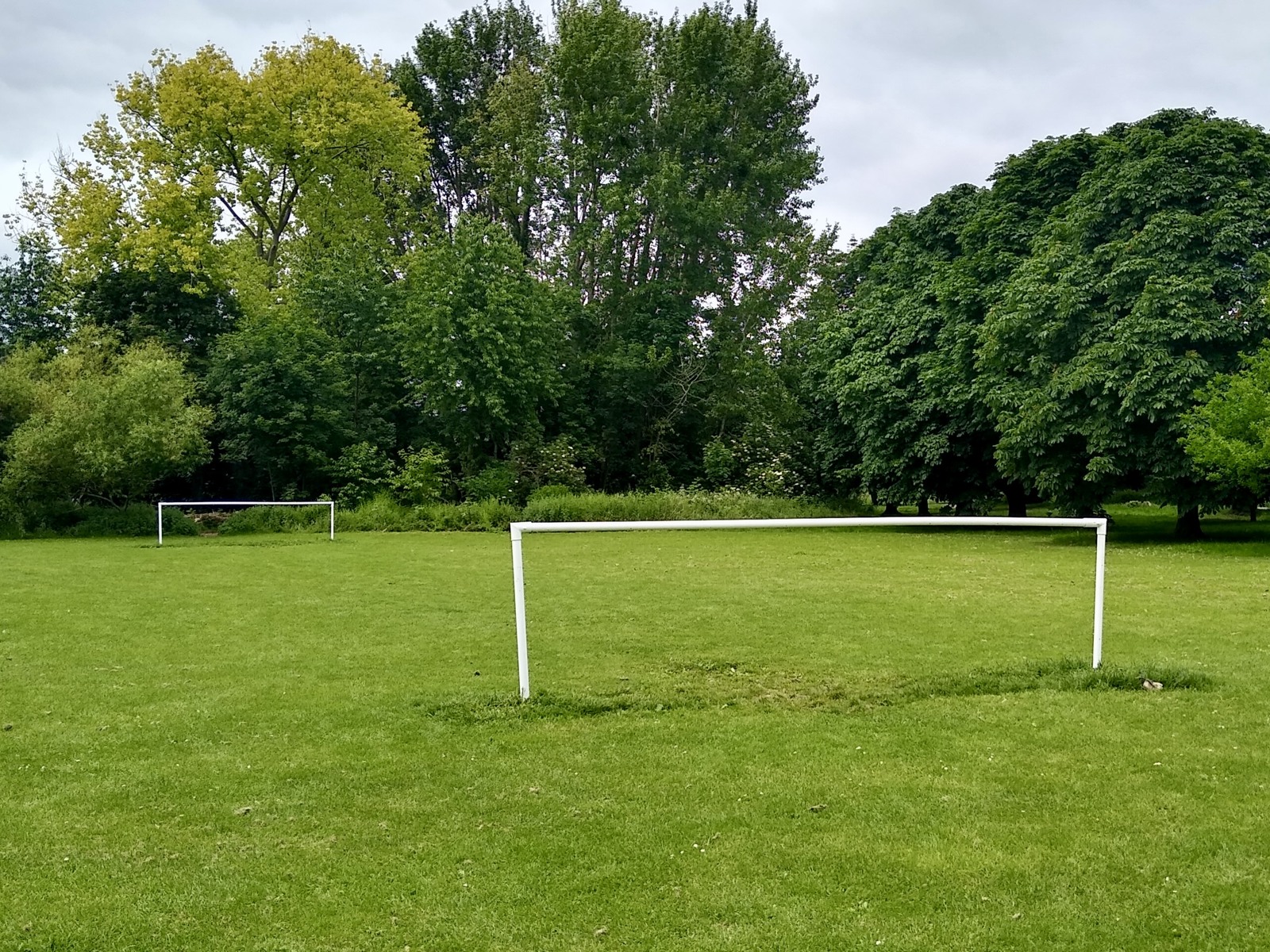 Campo da calcio a Hurst Park, in Inghilterra: foto di repertorio, non del Burnley (2024).