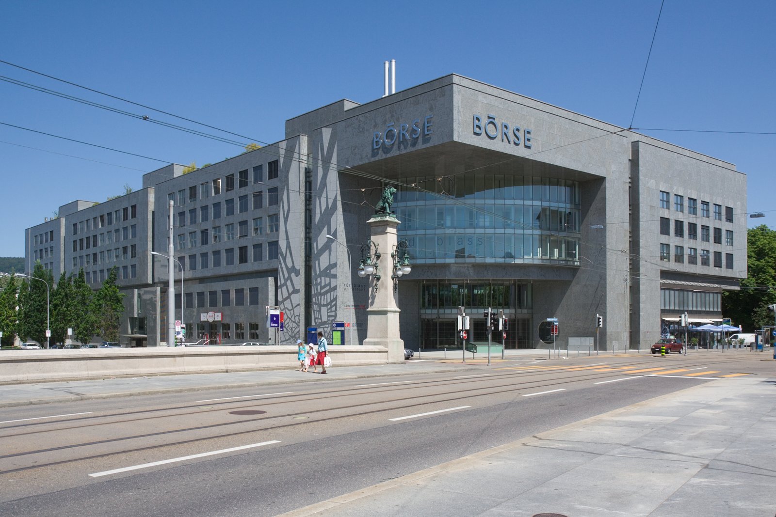 L'edificio della Borsa di Zurigo (foto d'archivio 2006).