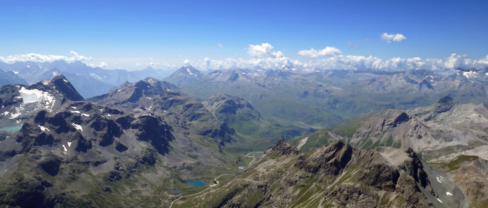 La strada del Passo dello Julier nei Grigioni (foto d'archivio)