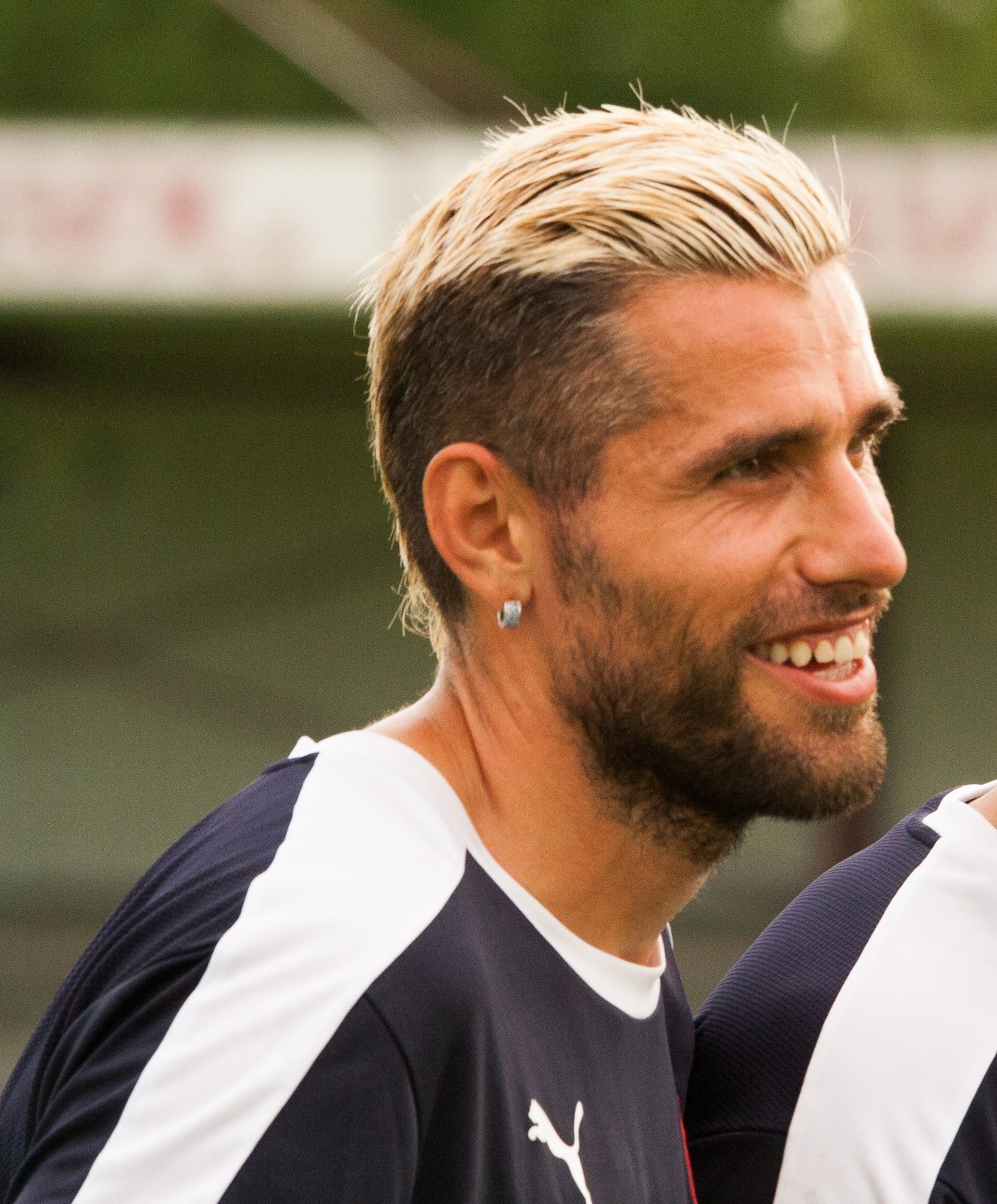 Valon Behrami (foto d'archivio 2015), uno dei due ex nazionali che hanno criticato la gestione del caso Romano da parte dell'ASF.