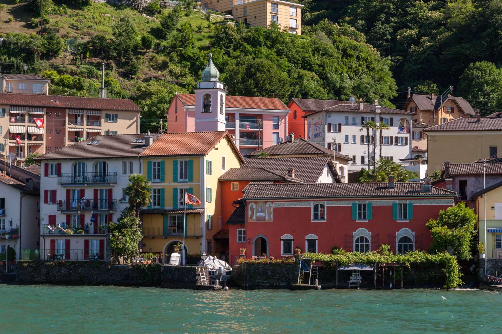 Scorcio del territorio di Gambarogno sul Lago Maggiore (foto illustrativa)