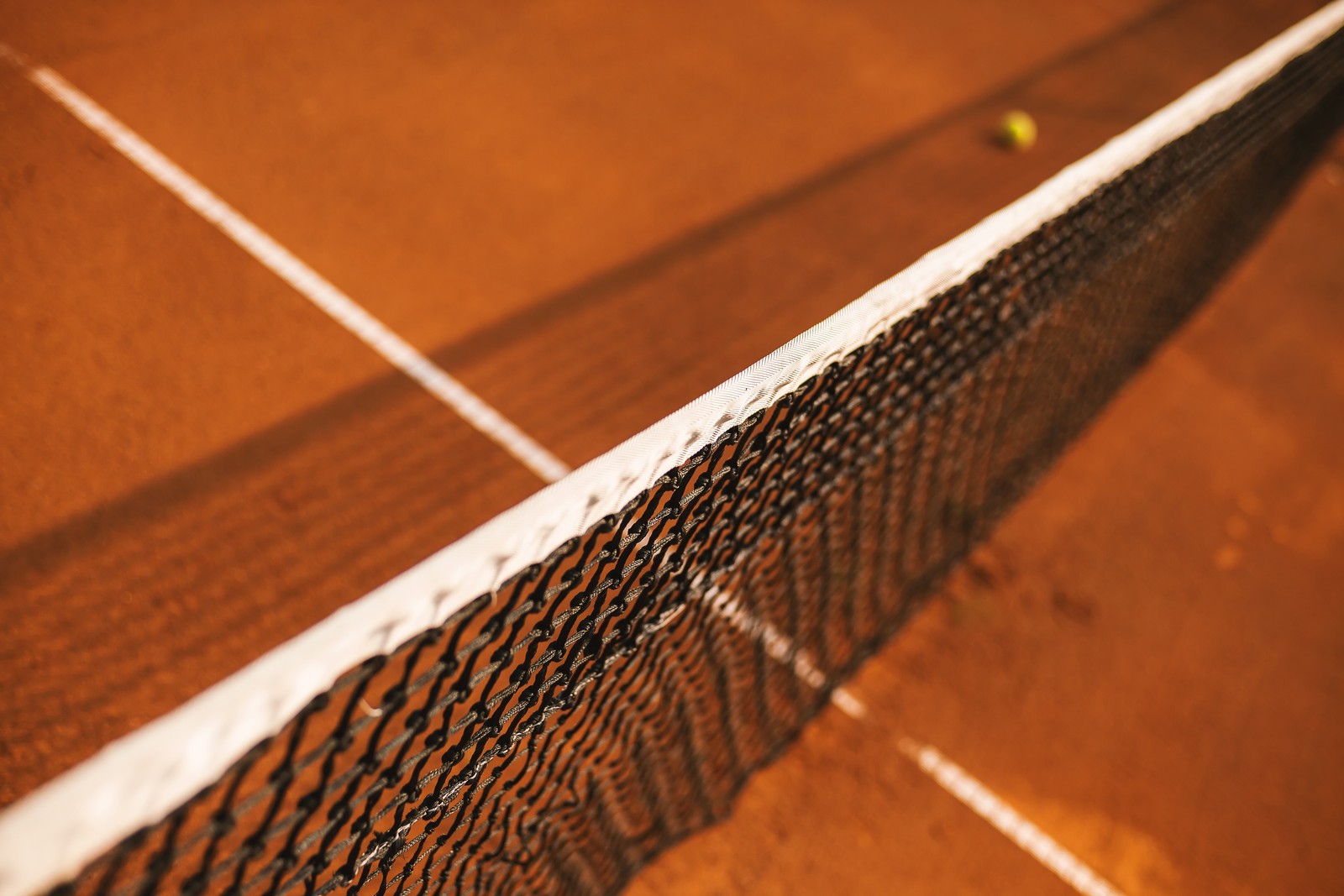 Dettaglio di una rete da tennis: immagine illustrativa d’archivio (2018), non il campo degli Swiss Indoors. Foto ridimensionata.