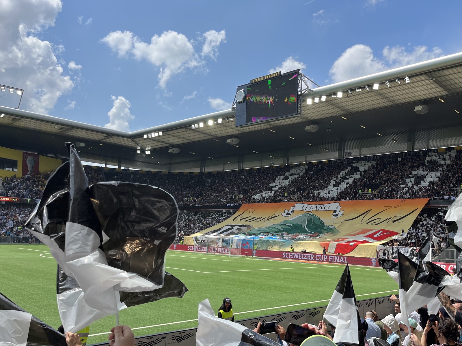 Tifosi del FC Lugano alla AIL Arena (foto d'archivio)